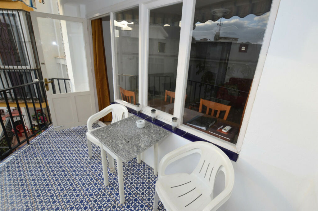 Middle Floor Apartment Torremolinos Centro Málaga - image 3