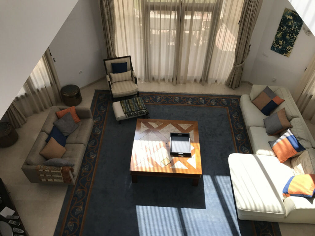 Detached Villa Benahavís Málaga - image 2