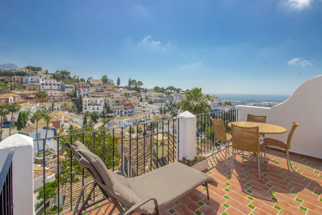 Townhouse La Heredia Málaga - image 14