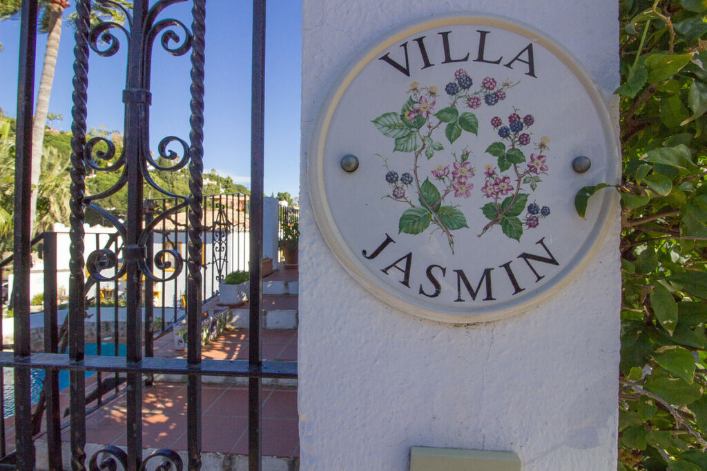 Townhouse La Heredia Málaga - image 16