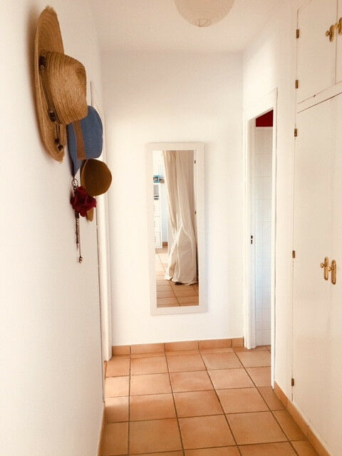 Middle Floor Apartment Puerto Banús Málaga - image 11