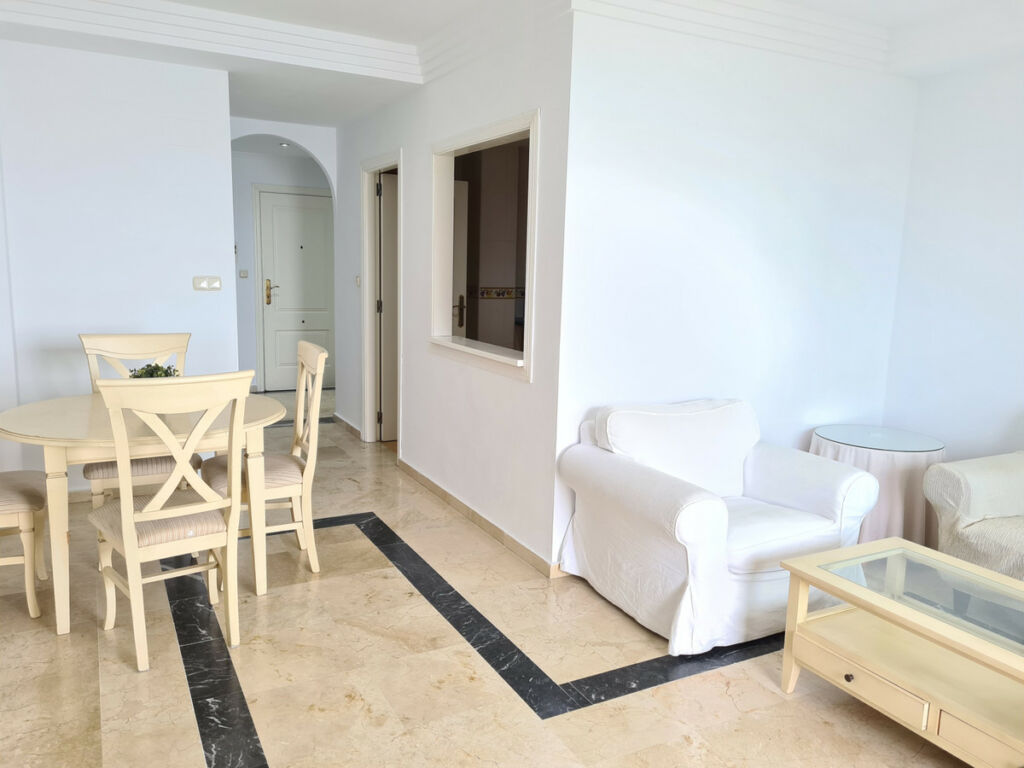 Middle Floor Apartment Marbella Málaga - image 16