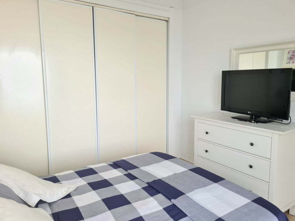 Middle Floor Apartment Marbella Málaga - image 7