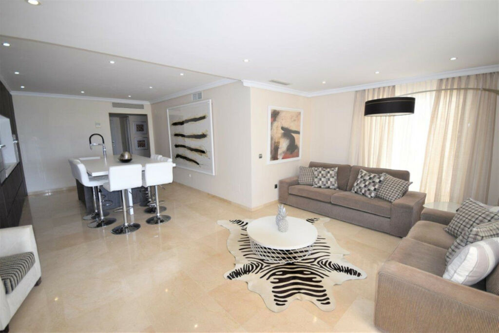 Ground Floor Apartment New Golden Mile Málaga - image 12