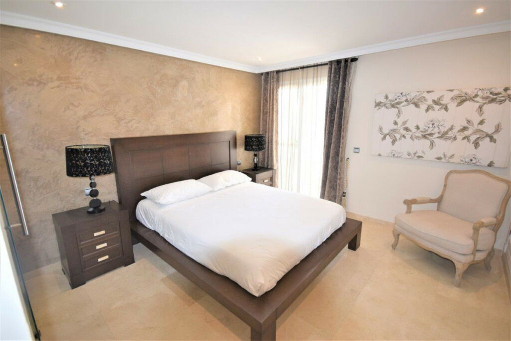 Ground Floor Apartment New Golden Mile Málaga - image 6