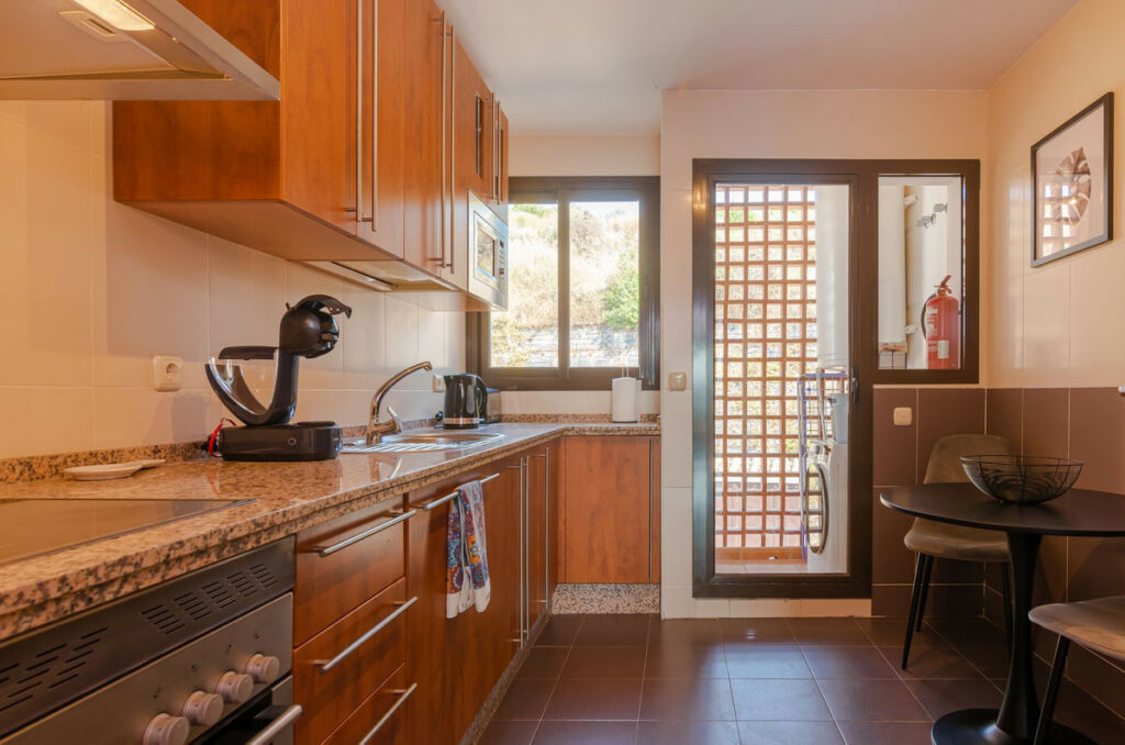 Middle Floor Apartment Casares Playa Málaga - image 13