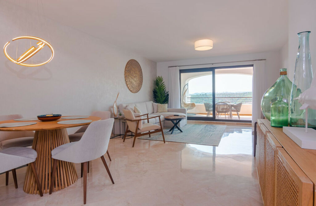 Middle Floor Apartment Casares Playa Málaga - image 7