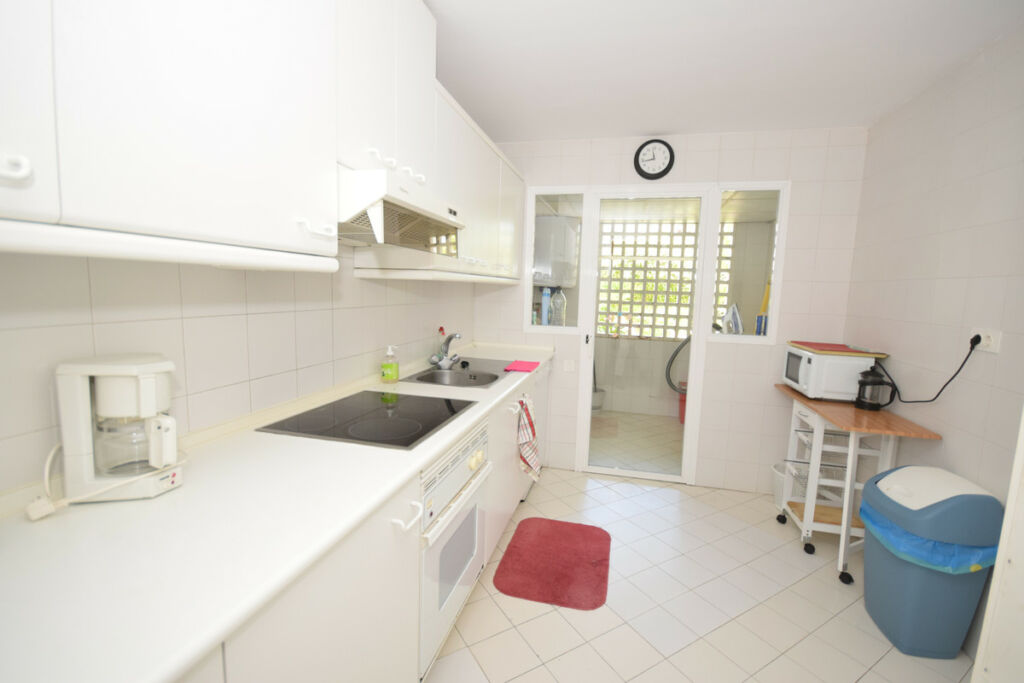 Ground Floor Apartment Estepona Málaga - image 10