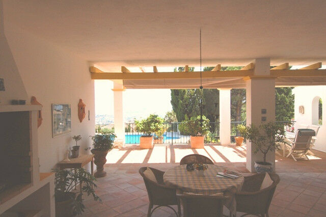 Detached Villa Valtocado Málaga - image 10