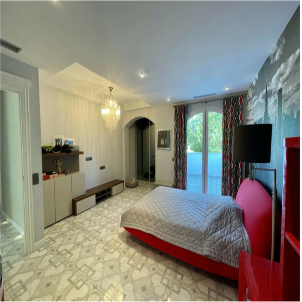 Detached Villa Marbella Málaga - image 12