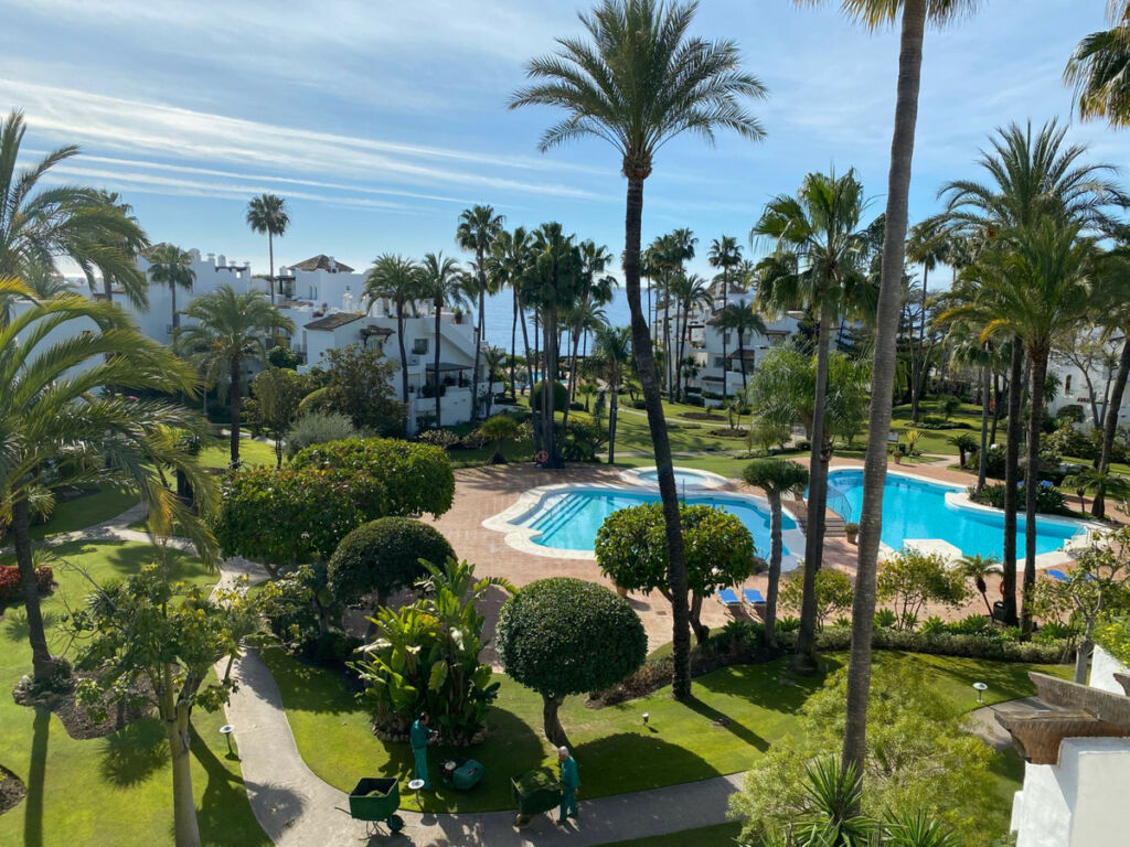 Ground Floor Apartment New Golden Mile Málaga - image 15