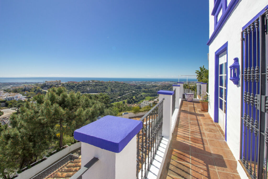 Townhouse La Heredia Málaga - image 16