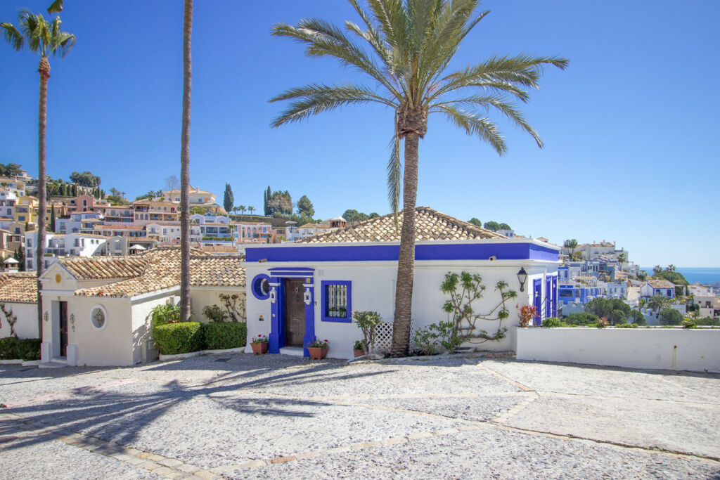 Townhouse La Heredia Málaga - image 17