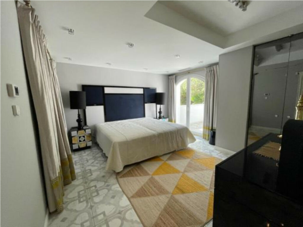 Detached Villa Marbella Málaga - image 31