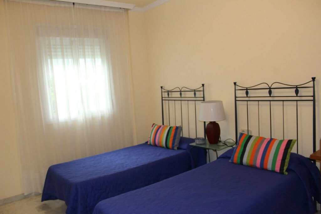 Ground Floor Apartment Marbella Málaga - image 5