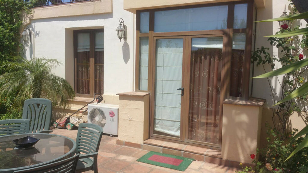 Detached Villa Benahavís Málaga - image 5