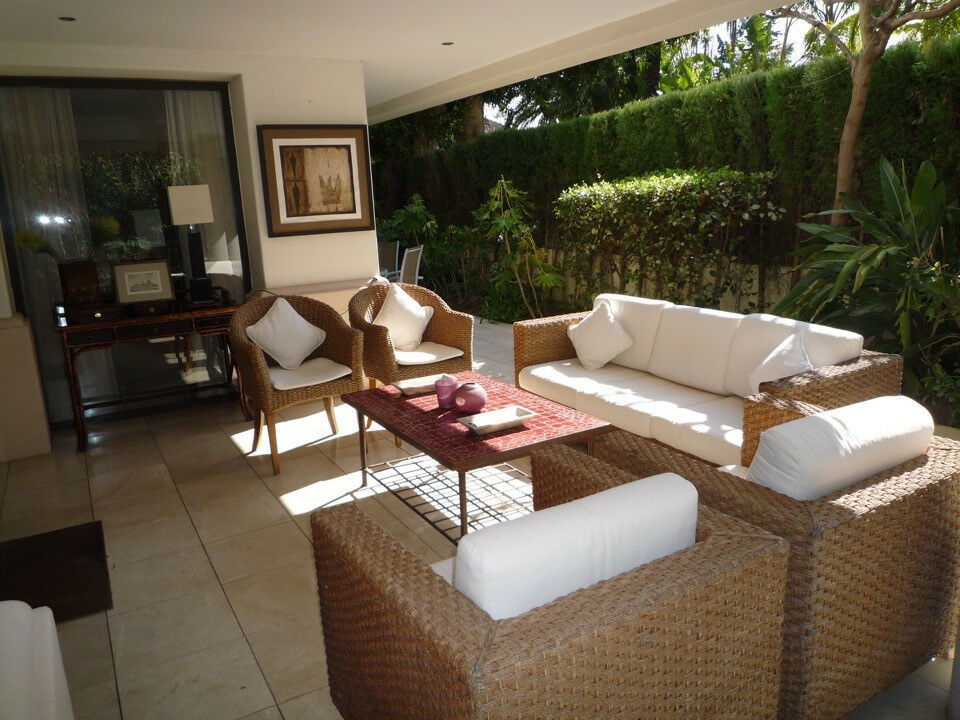 Ground Floor Apartment Los Monteros Málaga - image 5