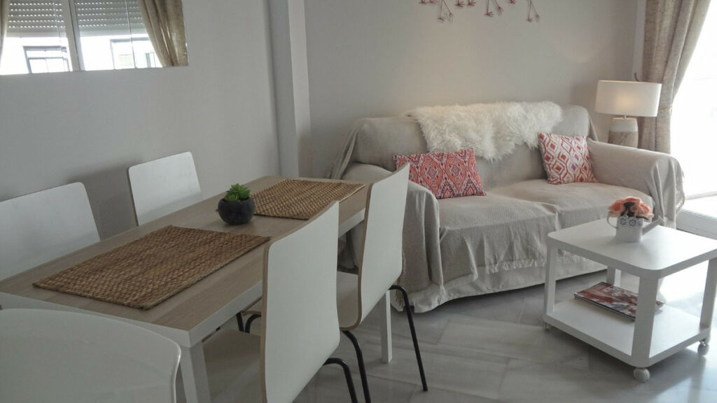 Middle Floor Apartment Marbella Málaga - image 6