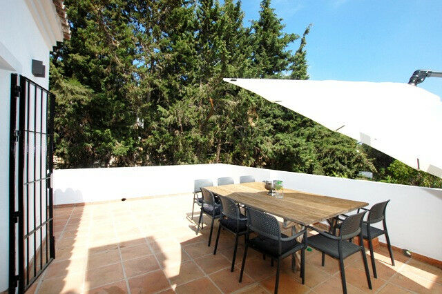 Detached Villa Valtocado Málaga - image 8