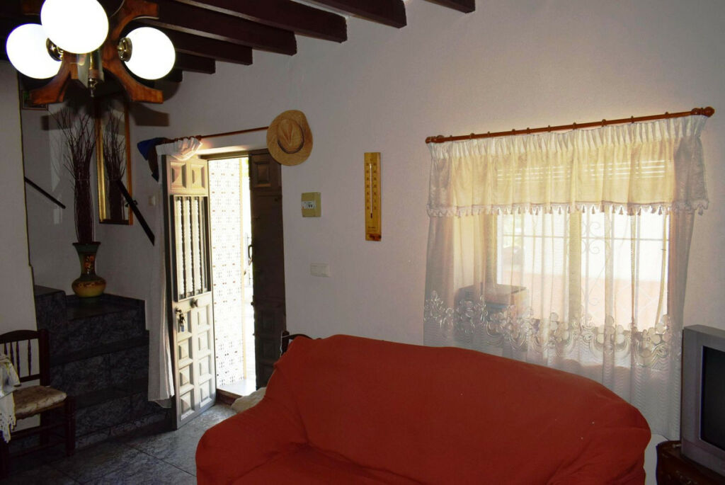 Semi-Detached House Cútar Málaga - image 11
