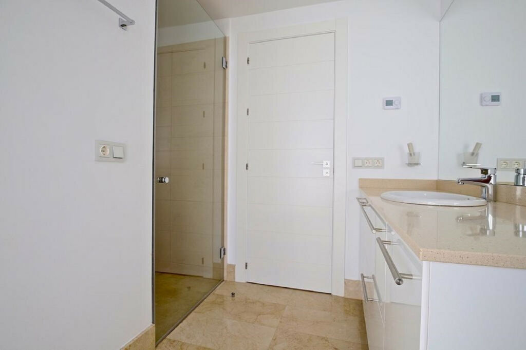 Detached Villa Las Brisas Málaga - image 14