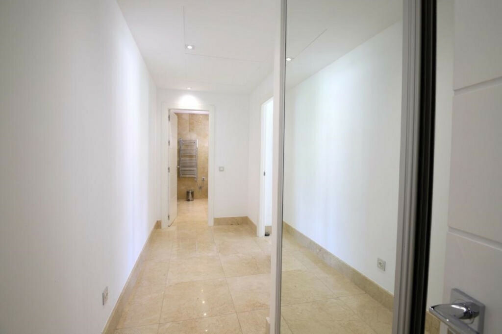 Detached Villa Las Brisas Málaga - image 15