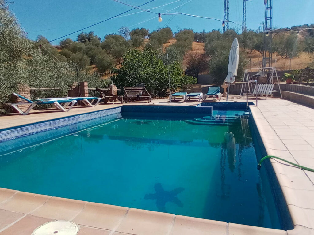 Detached Villa Riogordo Málaga
