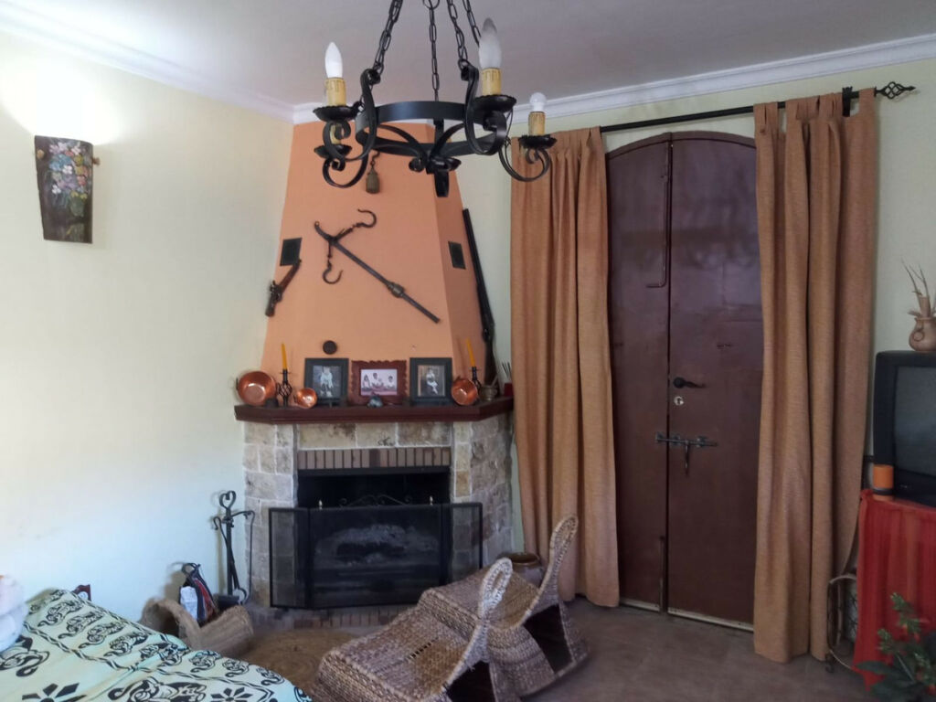 Detached Villa Riogordo Málaga - image 10