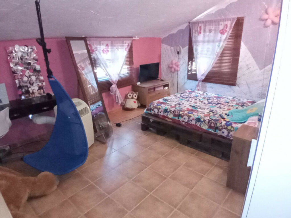 Detached Villa Riogordo Málaga - image 32