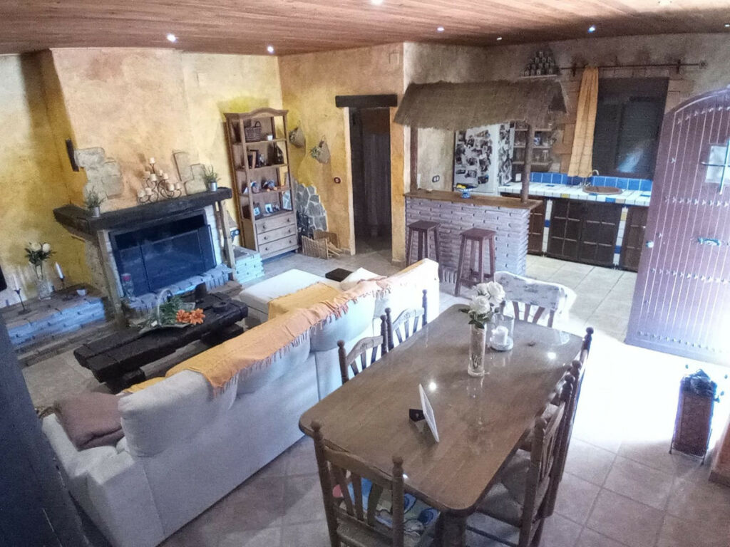 Detached Villa Riogordo Málaga - image 34