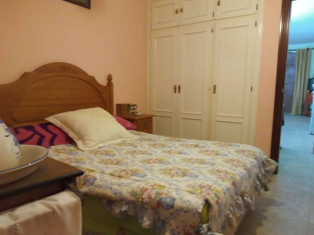 Detached Villa Riogordo Málaga - image 5