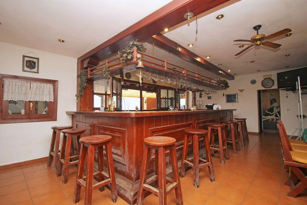 Bar Marbesa Málaga - image 10