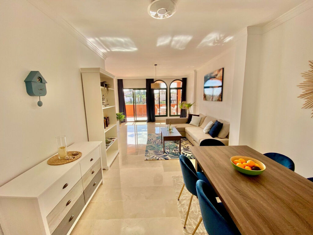 Middle Floor Apartment Elviria Málaga - image 13