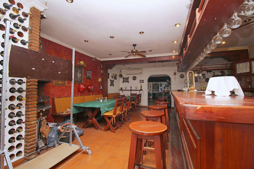 Bar Marbesa Málaga - image 14