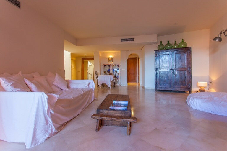 Penthouse El Rosario Málaga - image 2