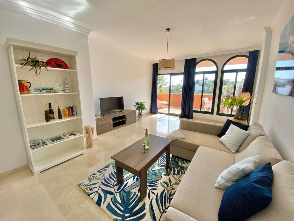 Middle Floor Apartment Elviria Málaga - image 20