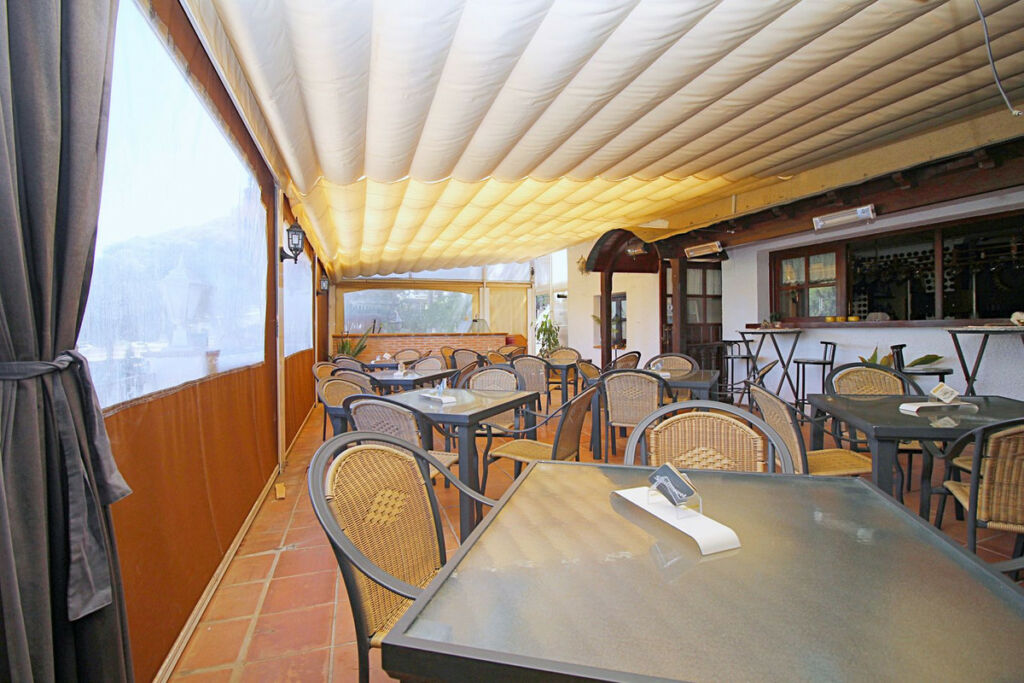 Bar Marbesa Málaga - image 25