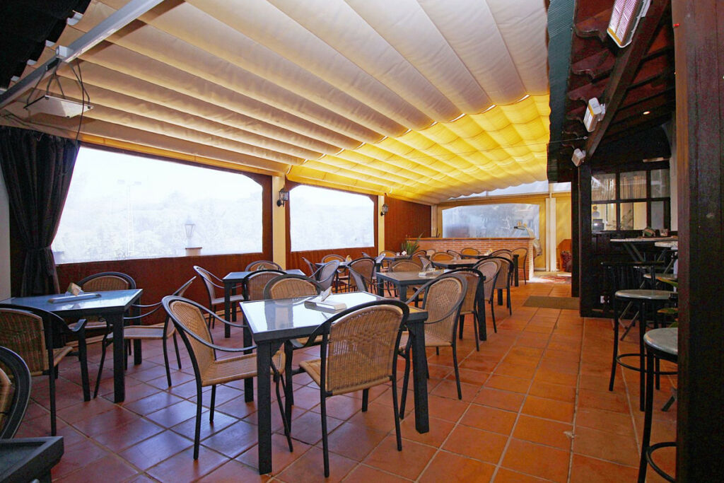 Bar Marbesa Málaga - image 26