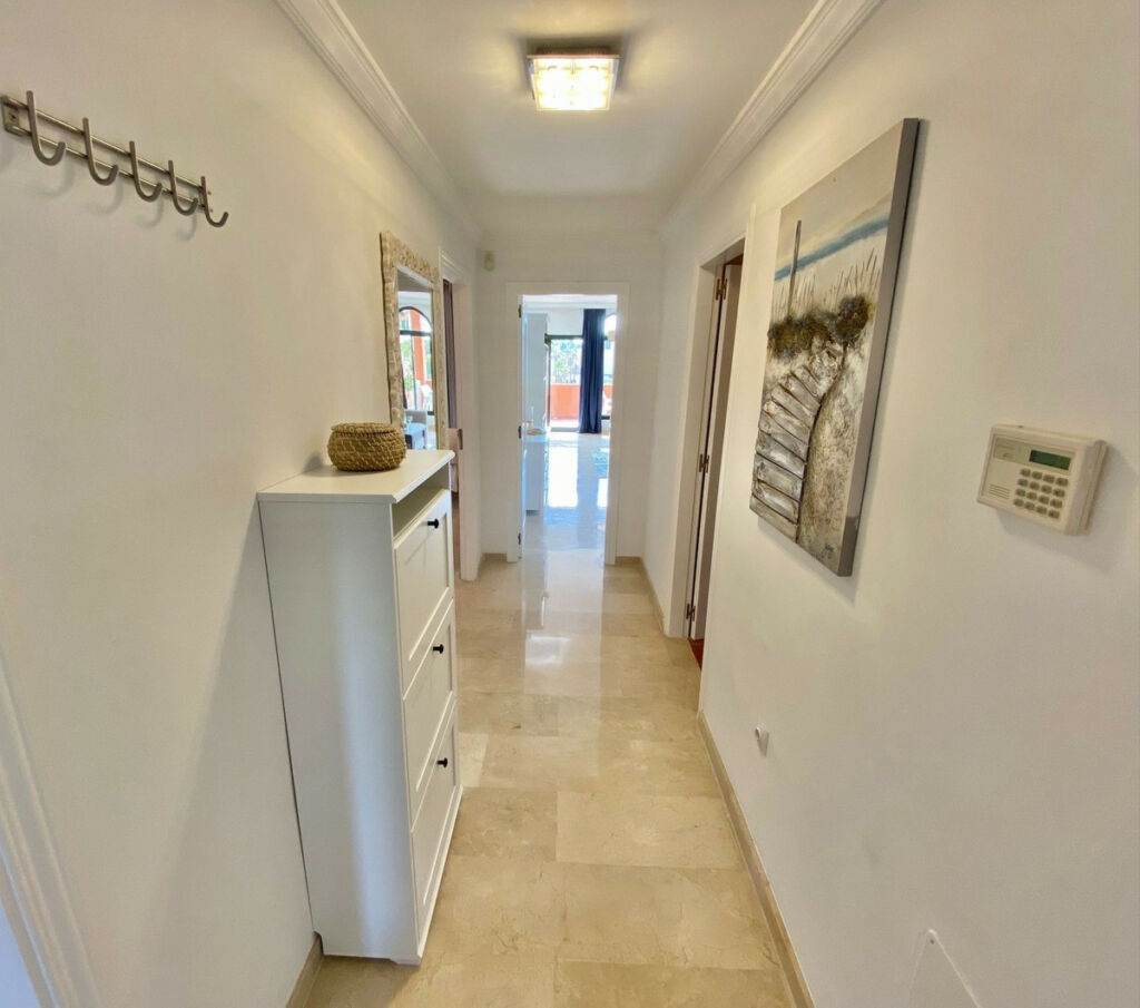 Middle Floor Apartment Elviria Málaga - image 31