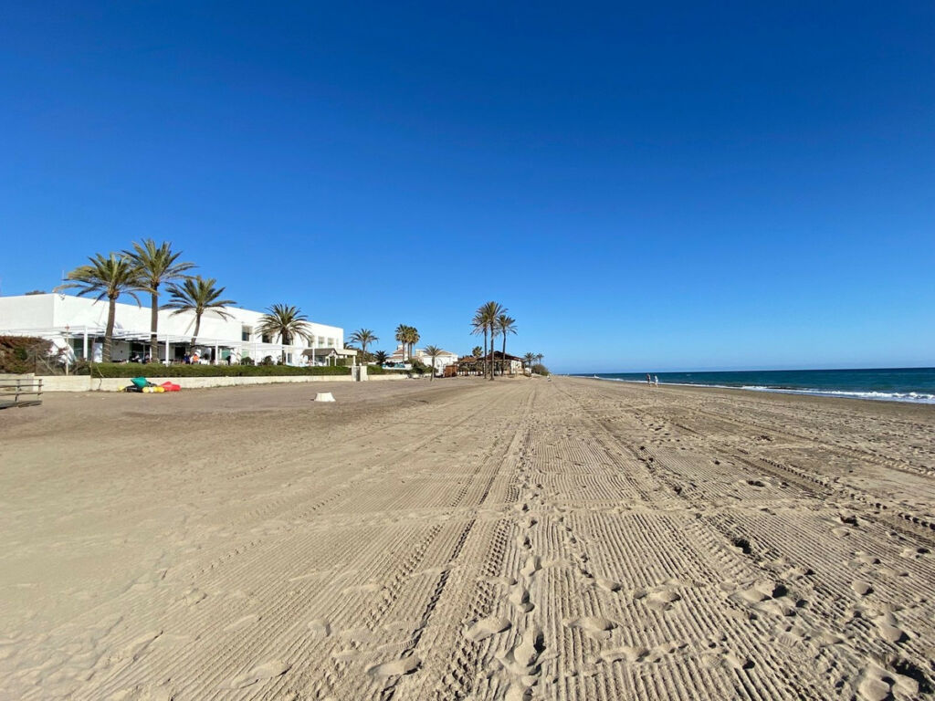 Middle Floor Apartment Elviria Málaga - image 38