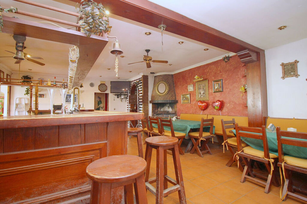 Bar Marbesa Málaga - image 8
