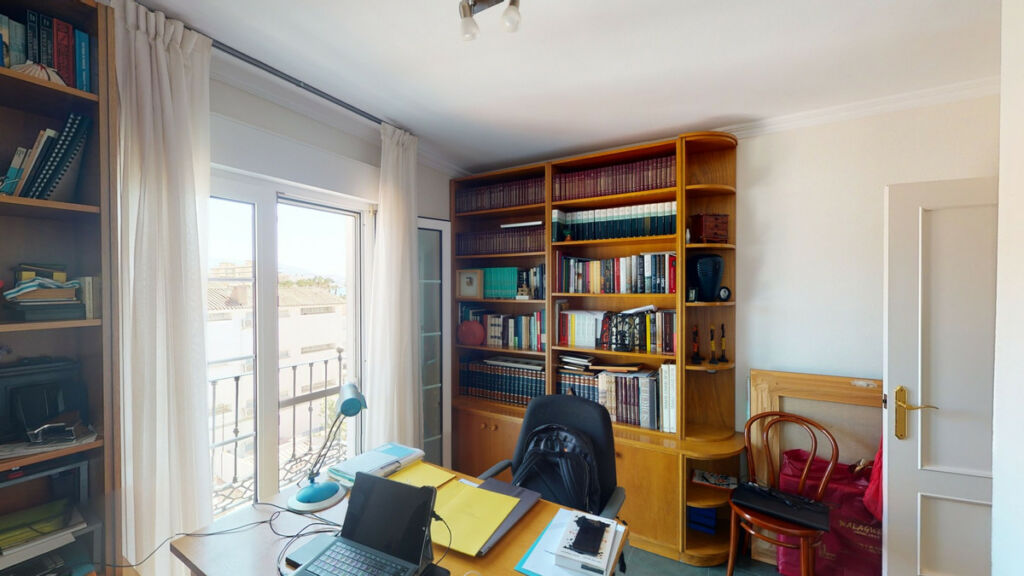 Penthouse Torre del Mar Málaga - image 16