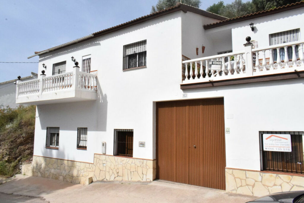 Detached Villa La Viñuela Málaga