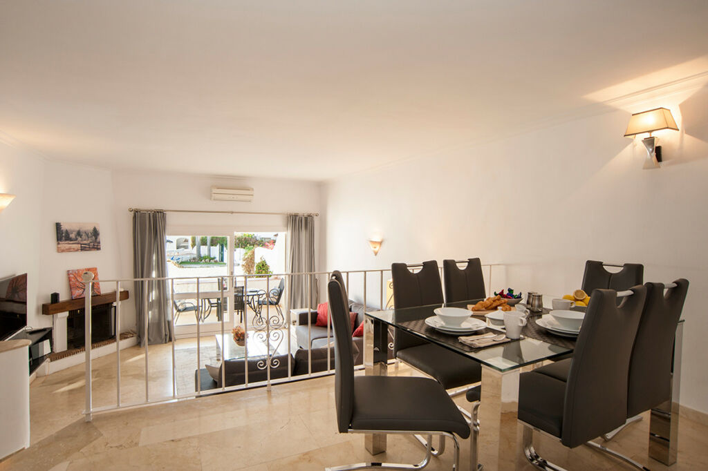 Townhouse Estepona Málaga - image 11
