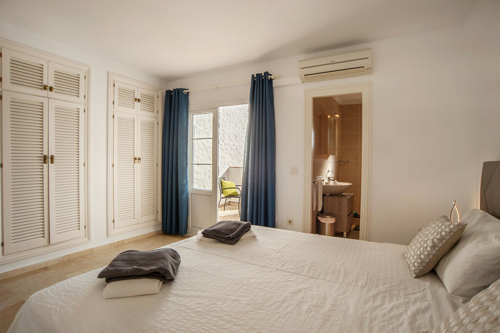 Townhouse Estepona Málaga - image 17