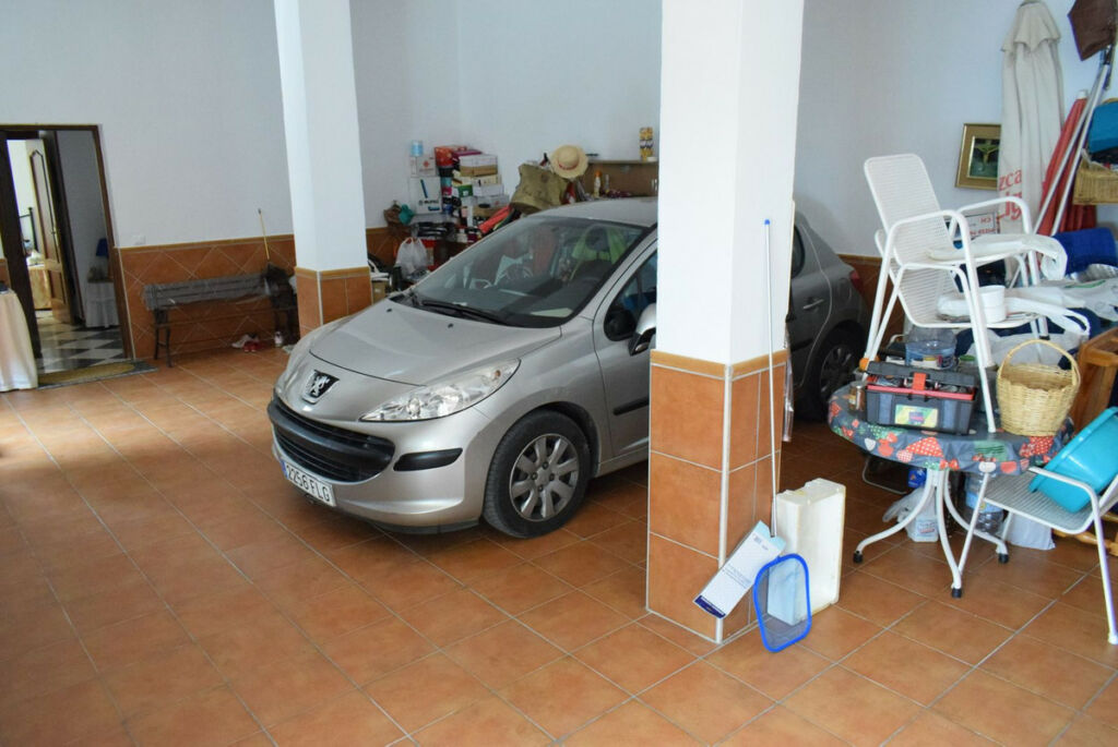 Detached Villa La Viñuela Málaga - image 18