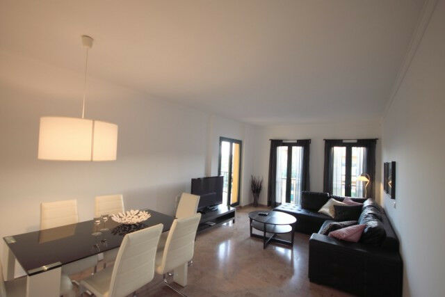 Middle Floor Apartment San Pedro de Alcántara Málaga - image 2