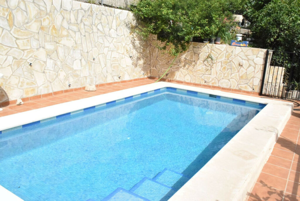 Detached Villa La Viñuela Málaga - image 20