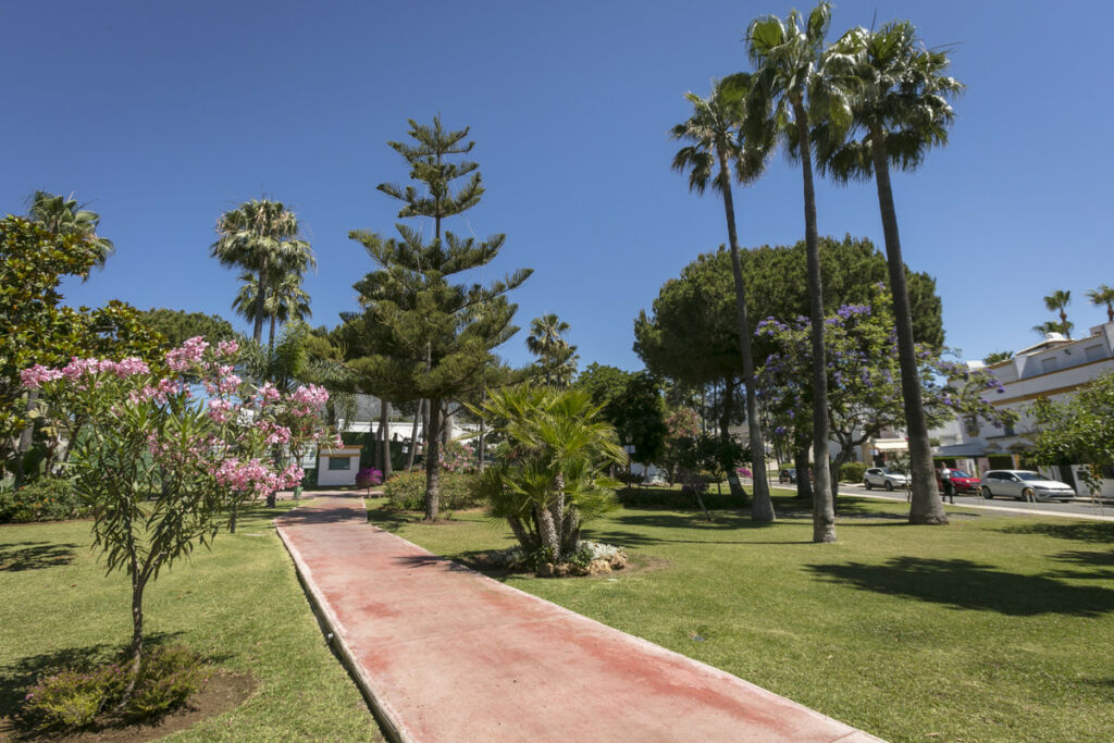 Townhouse Marbella Málaga - image 23