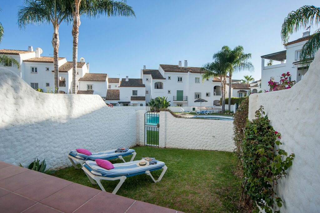 Townhouse Estepona Málaga - image 3